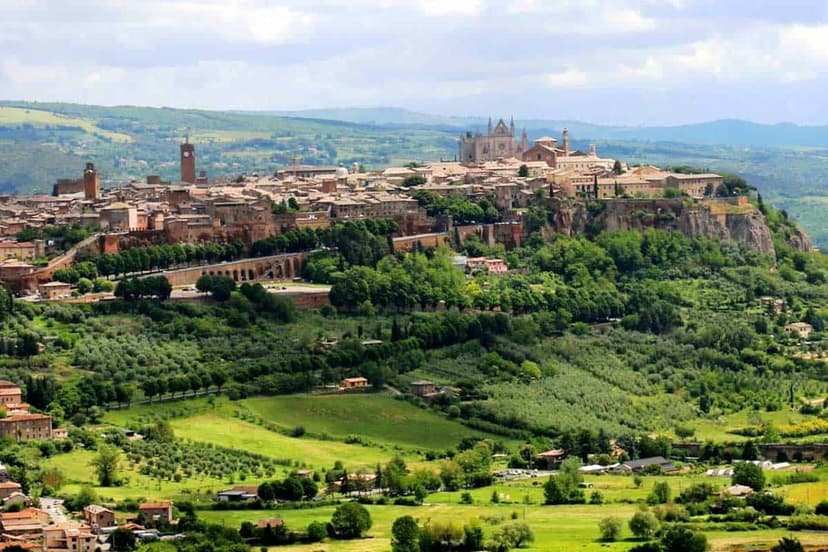 Transfer Florence to Rome via Orvieto