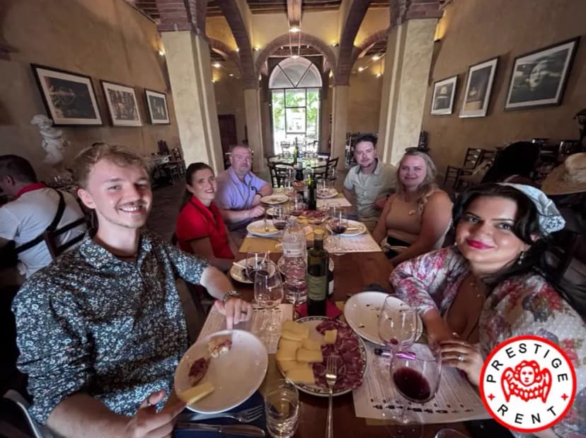Transfer Florence to Rome via San Gimignano