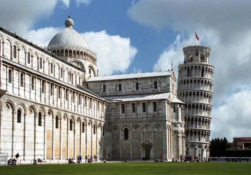 Transfer Florence to Rome via Pisa