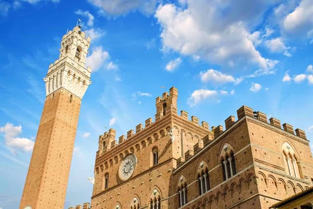 Transfer Florence to Rome via Siena