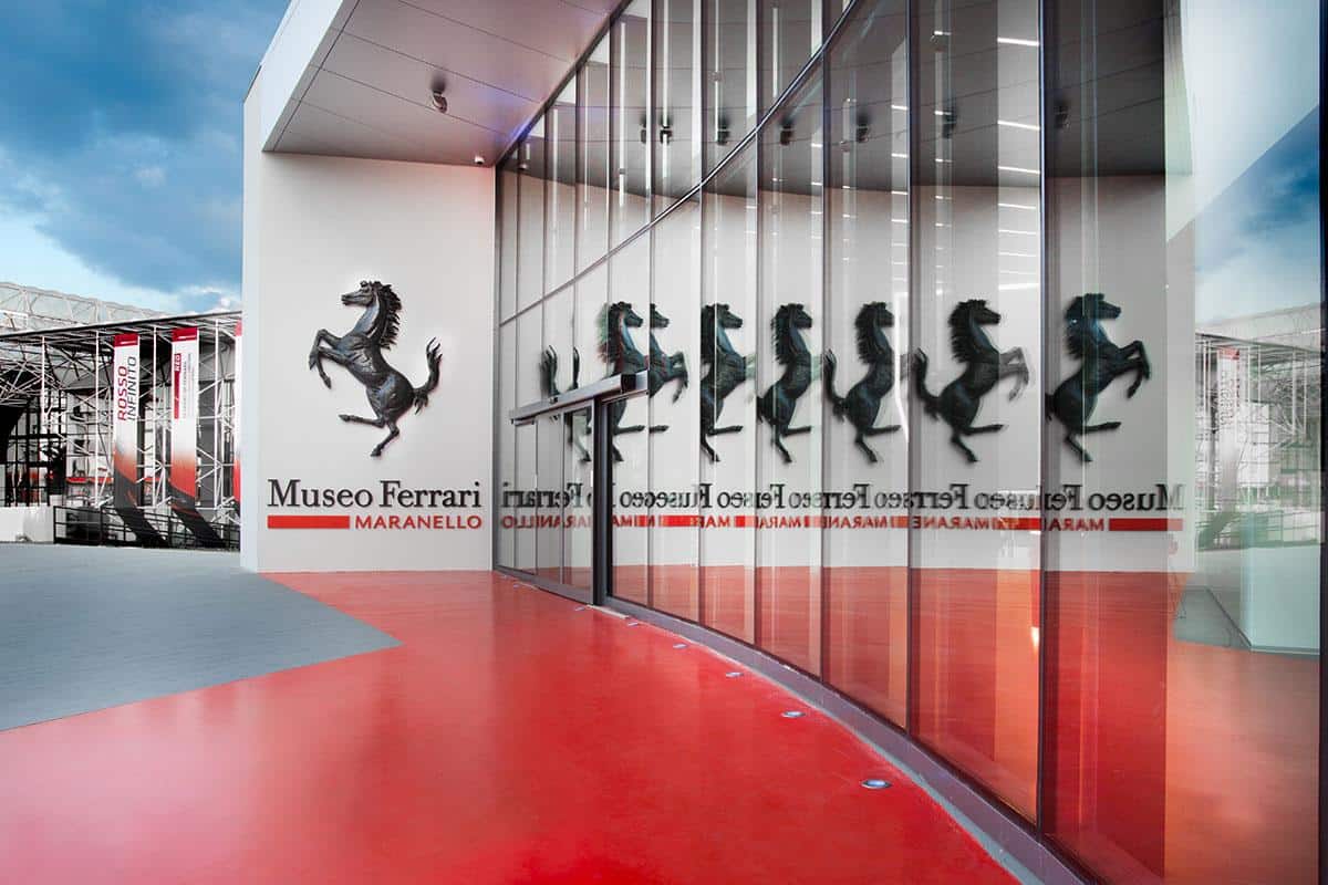 Private tour to Ferrari and Lamborghini Museums