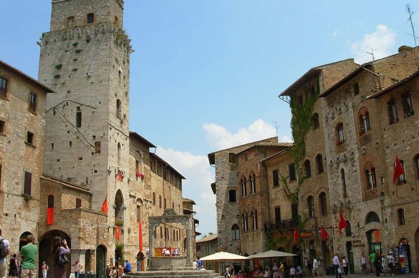 Private half day tour to San Gimignano from Florence