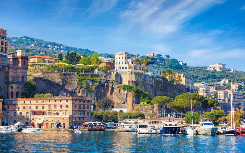 Private tour Sorrento, Positano and Amalfi from Naples Port